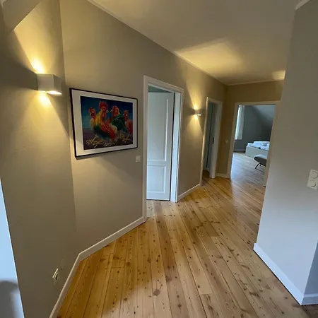 Am Wasserschloss Haus Marck *