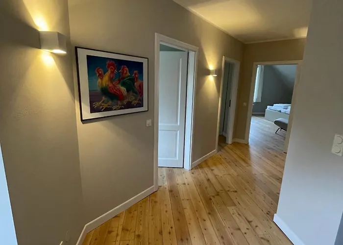 Am Wasserschloss Haus Marck *